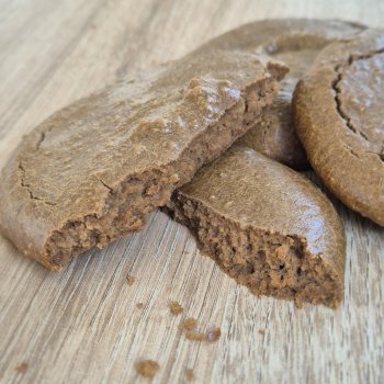 Recette : Cookies protéinés moelleux à la caroube (ou cacao) – sans sucre ajouté